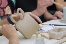 Load image into Gallery viewer, 拉坯/手捏+上釉體驗工作坊(2人同行)